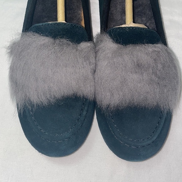 New Women's Ugg Wisp Suede Loafer in Black & Charcoal Size 6 - Picture 8 of 16